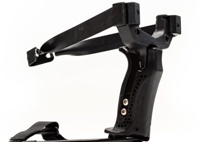 The Hammer Slingshot in black - XT head and handle (side view)